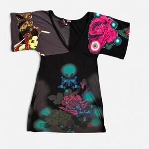 Women's Black and Multi Tshirt